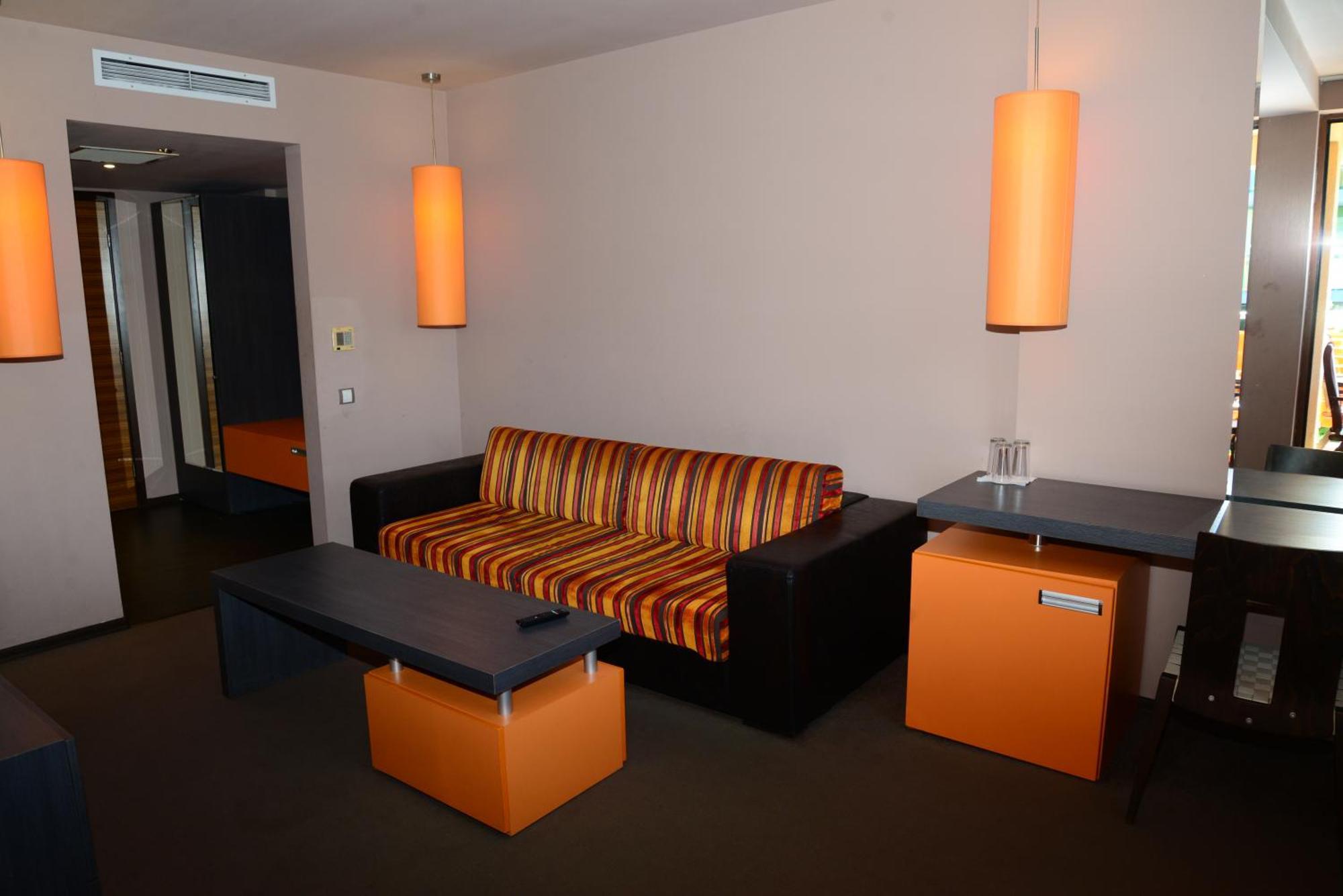 North Beach Hotel Primorsko Exterior photo