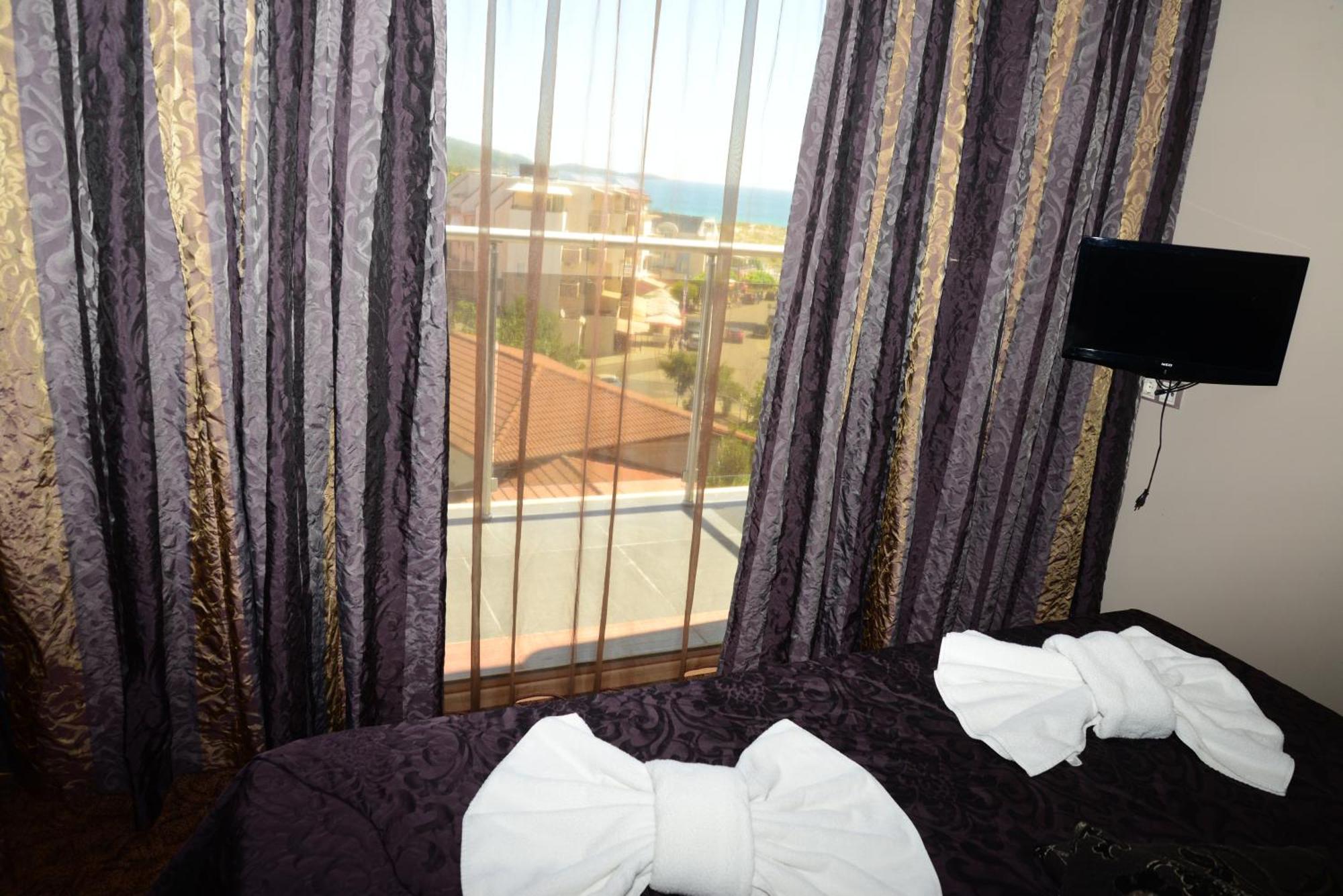 North Beach Hotel Primorsko Exterior photo