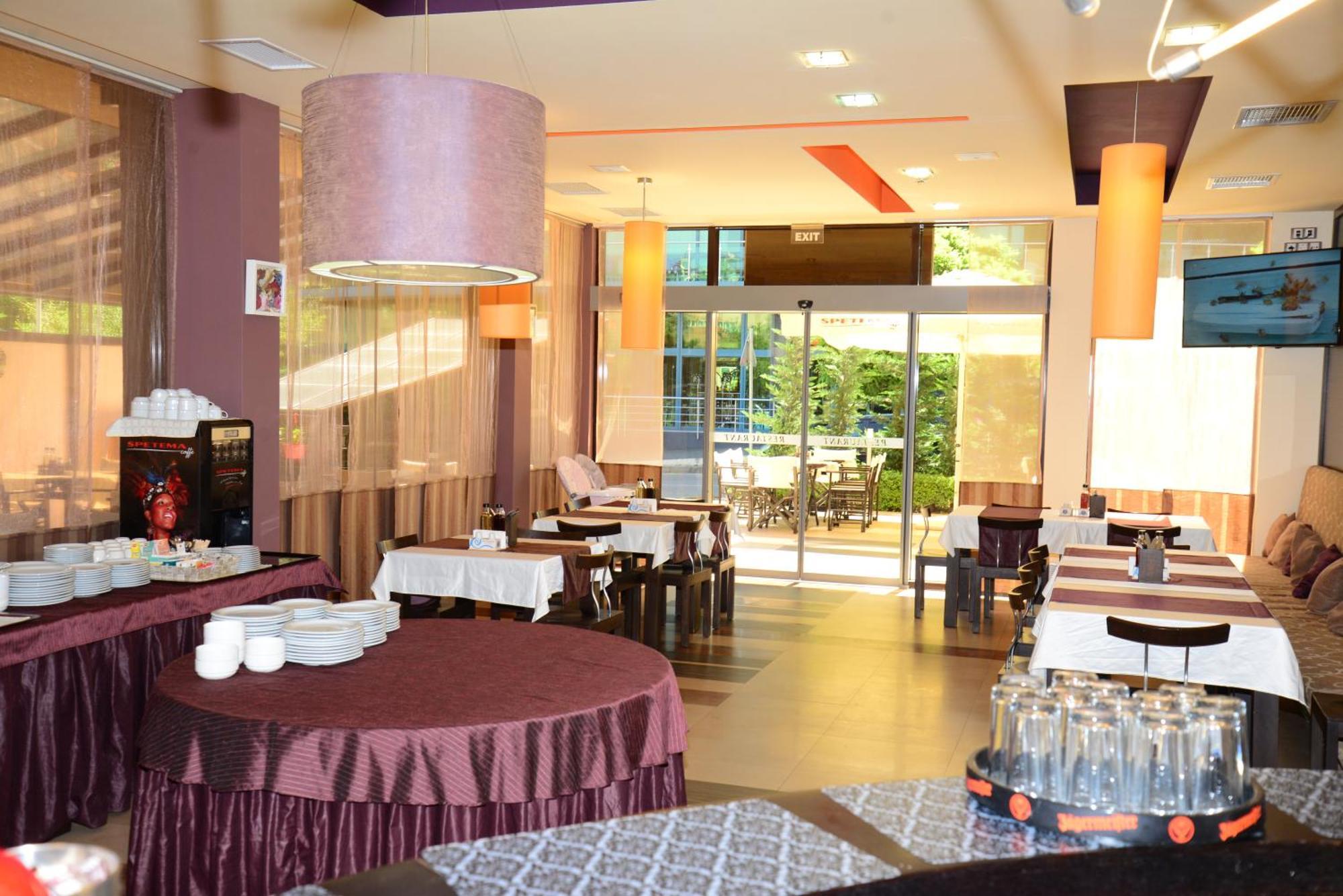 North Beach Hotel Primorsko Exterior photo